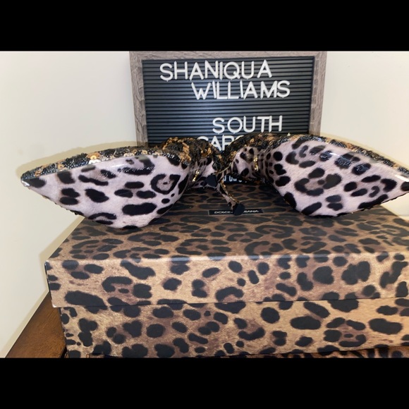 Authentic DOLCE & GABBANA Sequin Pointed Booties - Picture 3 of 8